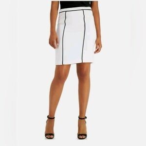 NWT Calvin Klein size 2 white pencil skirt with piping